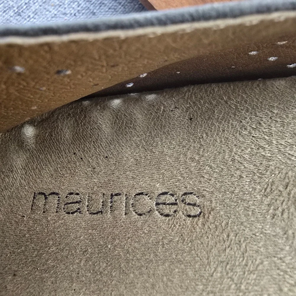 Maurices Gray Pointed Toe Perforated Slip On Loafer Flats Shoes‎ Women's Size 9M
